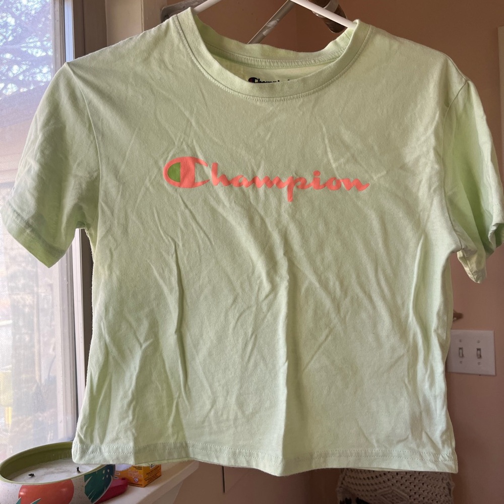 Cropped champion tshirt